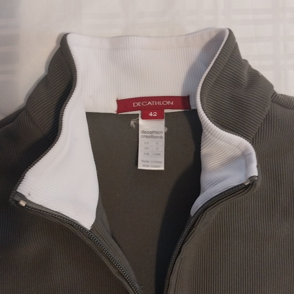 Decathlon Sweat Suit - Picture 2 of 3